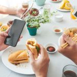 How to Create and Maintain High Service Standards That Keep Customers Coming Back: